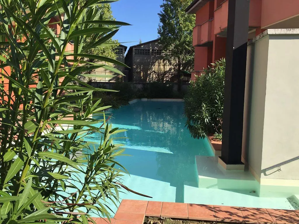 Apartment Self Salo