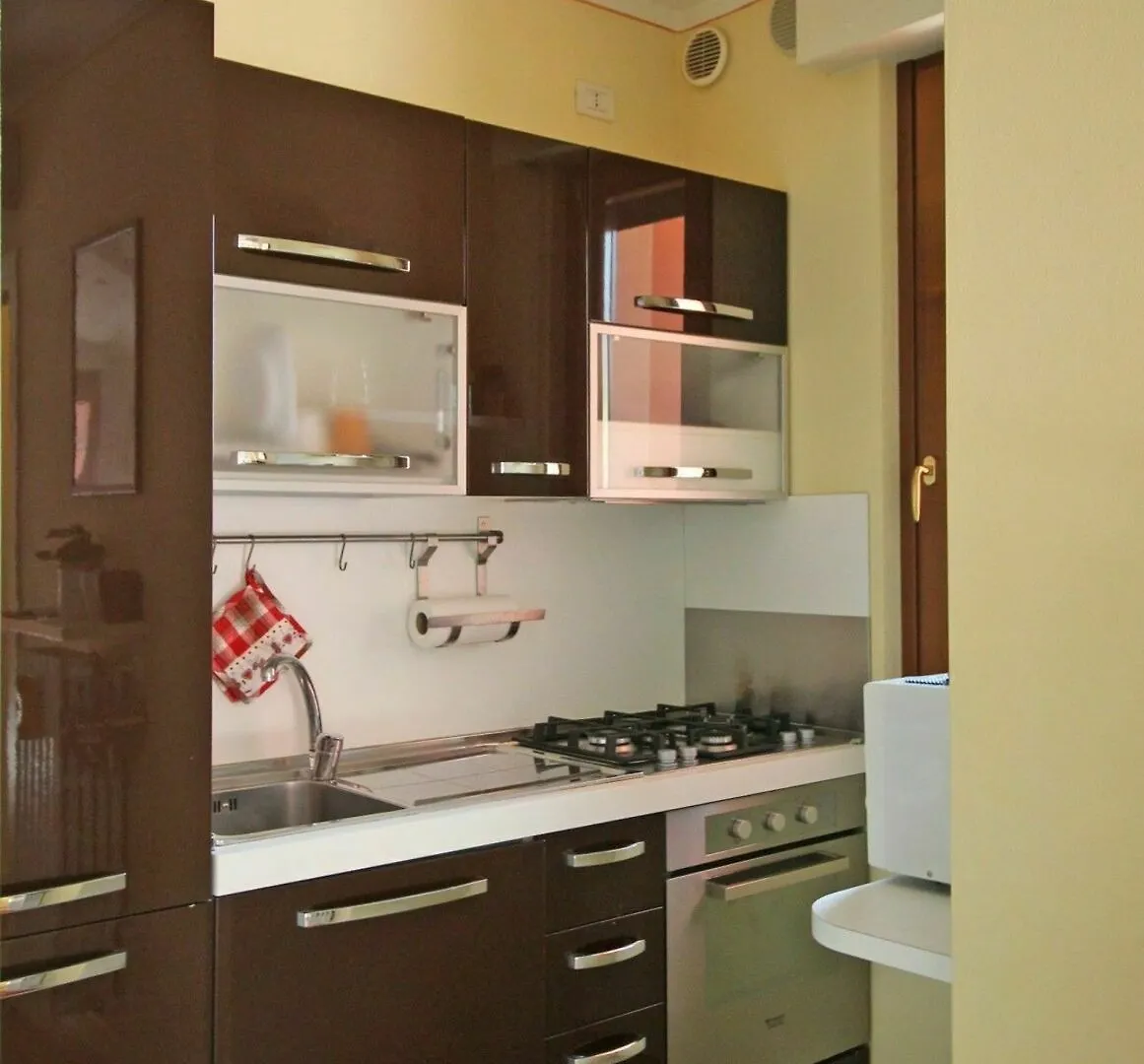 Apartment Self Salo